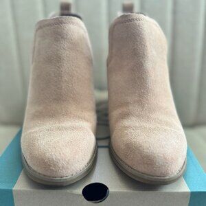 Toms Kallie Brown Suede Wedge Boot